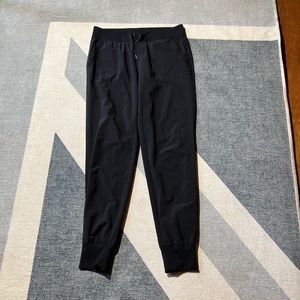 Athleta Black City Jogger - Size 6T *EUC*